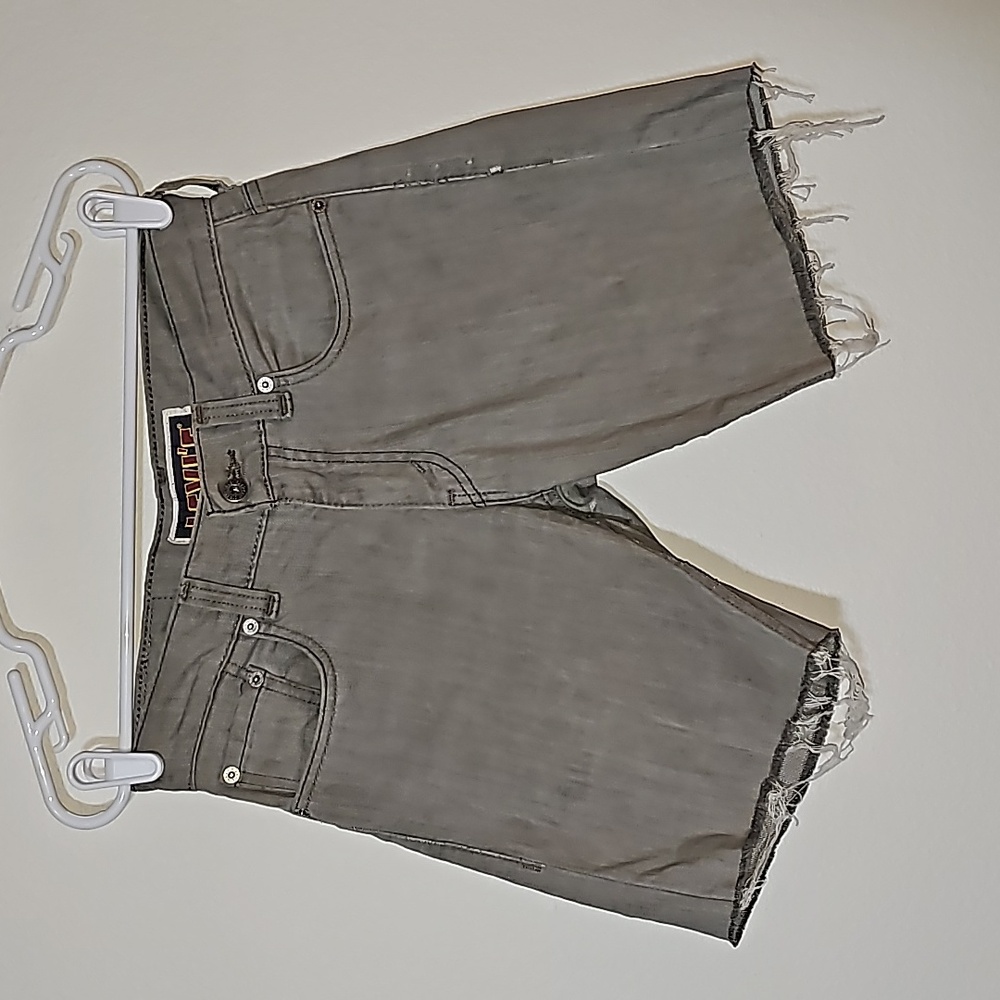 VTG Levi's 511 Skinny Slim Cutoffs Shorts Bermuda Jorts Distressed Hem Gray‎ 28